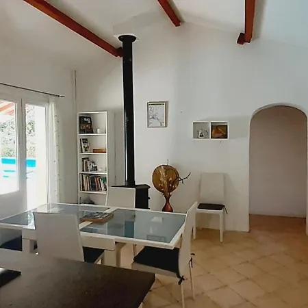 La Petite Maison Du Bosc * サン・タントナン